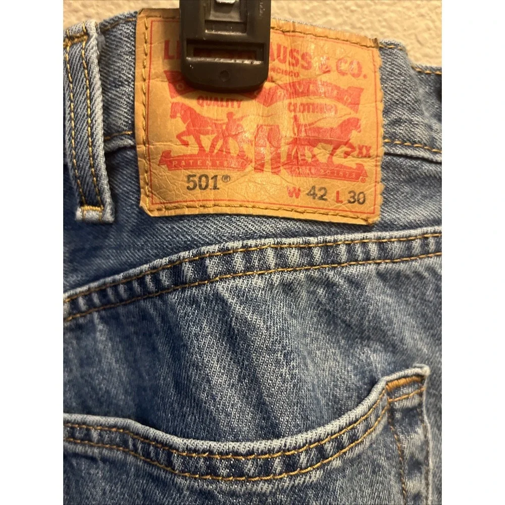 Levi's‎ 501 Jeans Men's 42x30 Blue Button Fly Straight Fit 100% Cotton